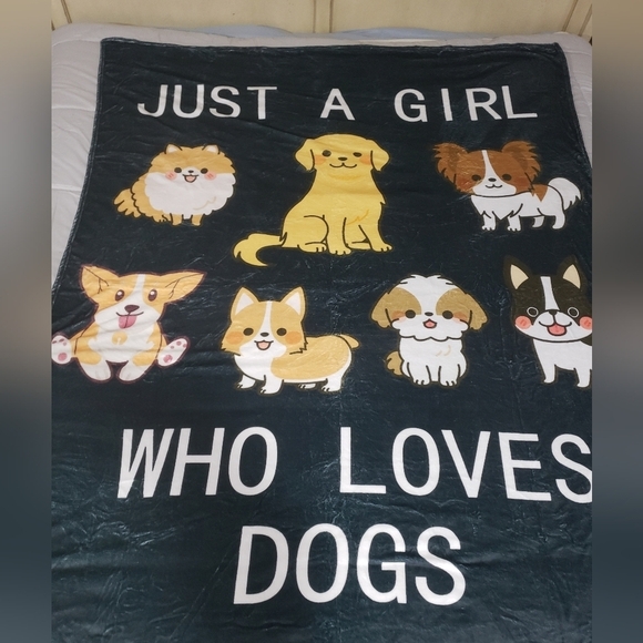 242- Dog Lovers Girl Blanket Throw NWT - Picture 1 of 7